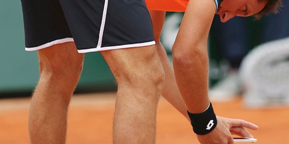 La innovadora máquina que recarga celulares en Roland Garros