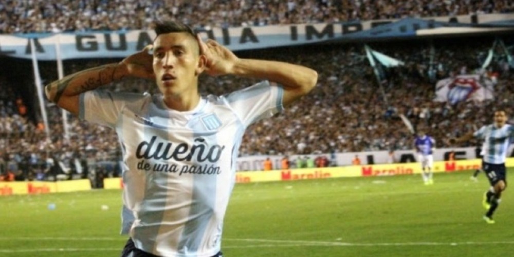 Racing también prepara una considerable oferta por Ricardo Centurión