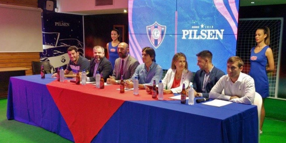 Cerro Porteño renueva su vínculo con Pilsen como patrocinador