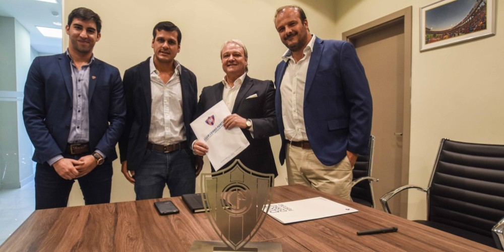 Cerro Porte&ntilde;o apuesta por el merchandising oficial