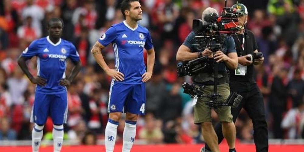 La mujer que demandará a Fábregas por un pelotazo a su hijo