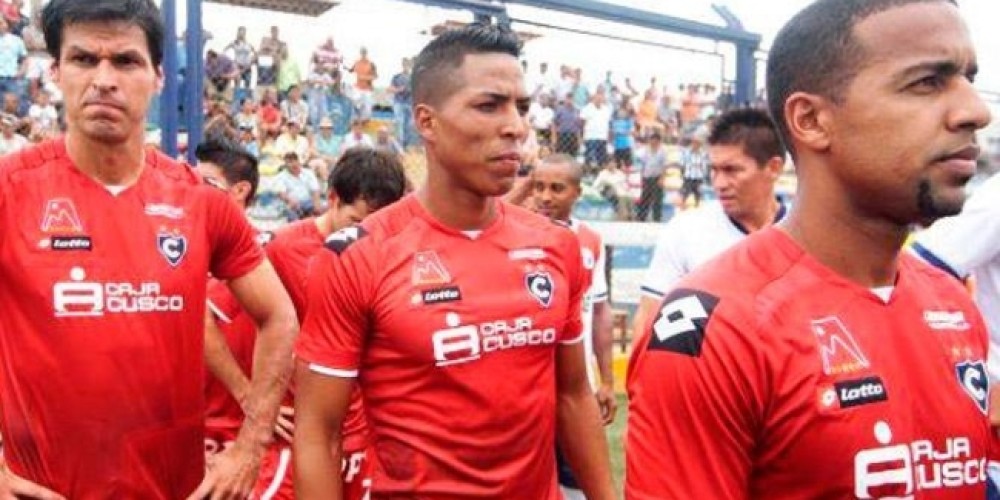 Cienciano busca impugnar su descenso por un reclamo contra Ayacucho FC