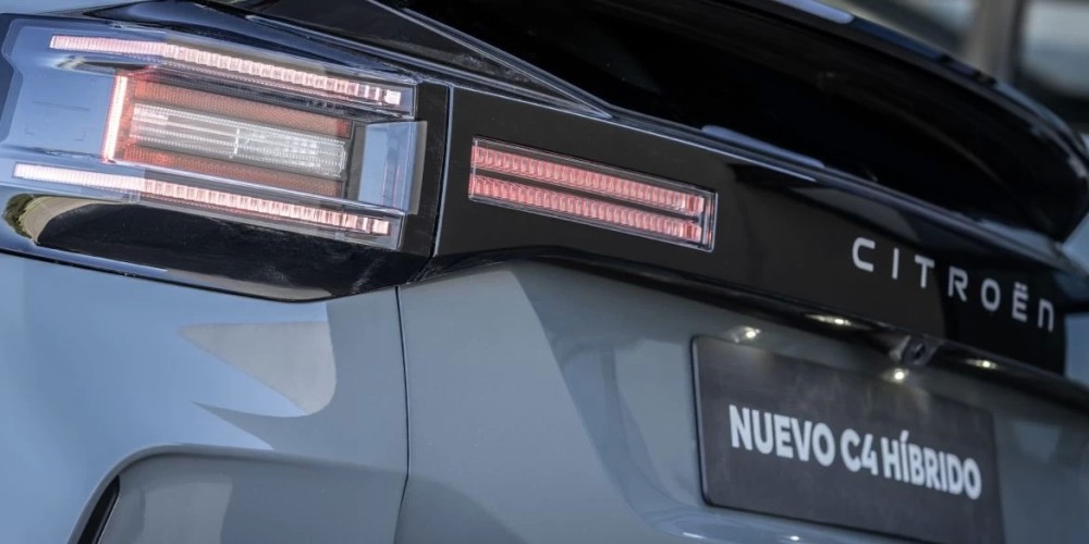 Citro&euml;n ser&aacute; la automotriz oficial de Lollapalooza Argentina y acompa&ntilde;ar&aacute; el festival con el nuevo C4 H&iacute;brido como veh&iacute;culo oficial