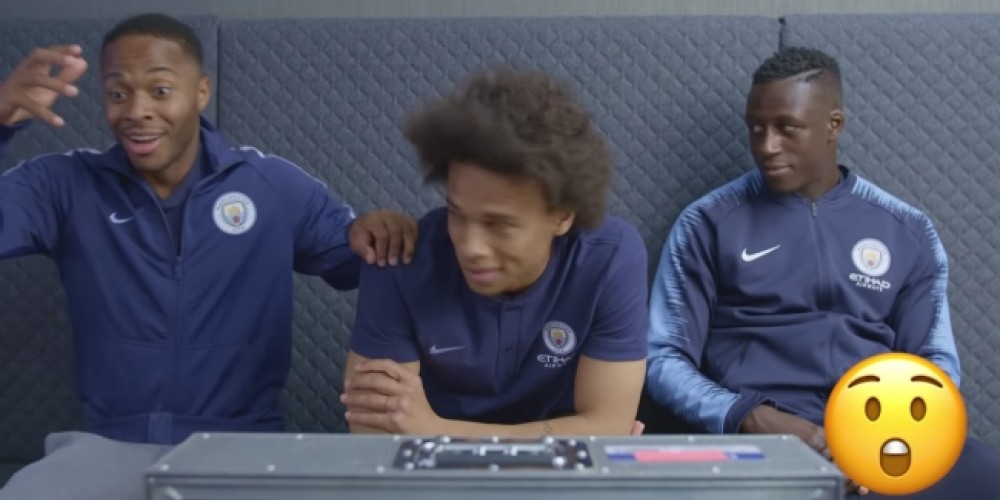 Jugadores del Manchester City son furor en una activaci&oacute;n para Tinder