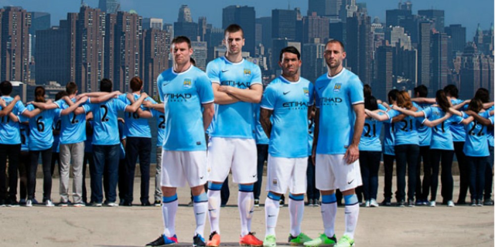 Nike presentó la nueva camiseta del Manchester City
