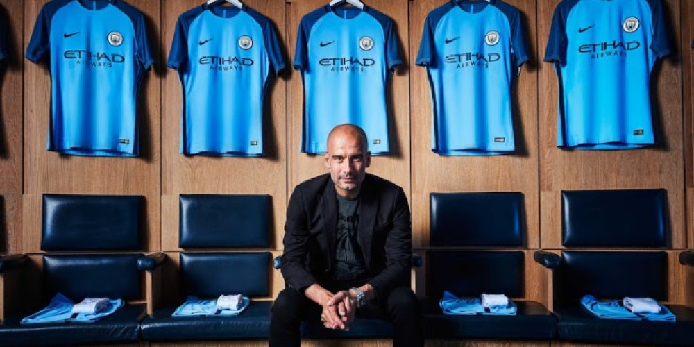 Nike presentó la nueva camiseta oficial del Manchester City