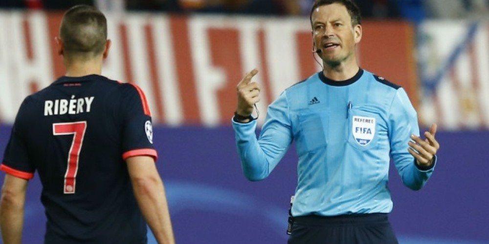 El árbitro internacional que dejará la Premier para dirigir en Arabia Saudita