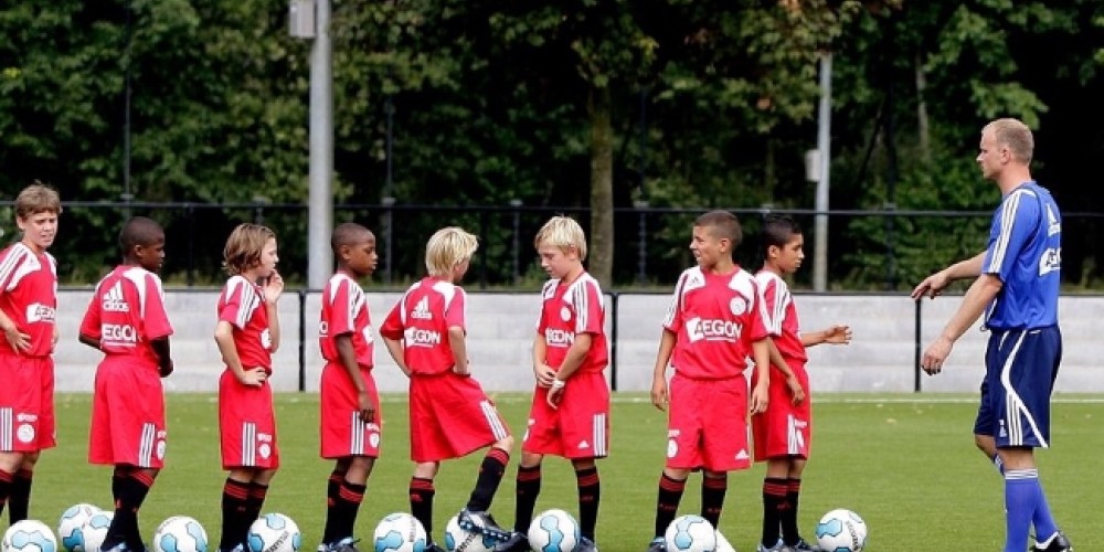 Del Ajax al Real Madrid estos son los clubes que m&aacute;s jugadores aprovechan de sus divisiones inferiores