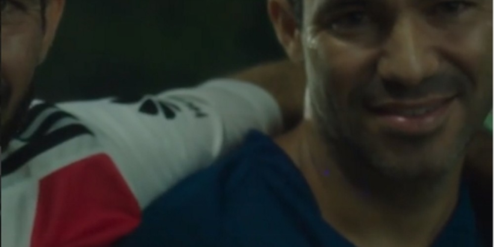 Coca Cola presenta un segundo spot publicitario en el marco del Supercl&aacute;sico