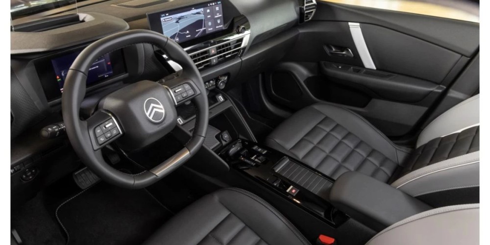 Confort y espacio interior en el nuevo Citroën C4