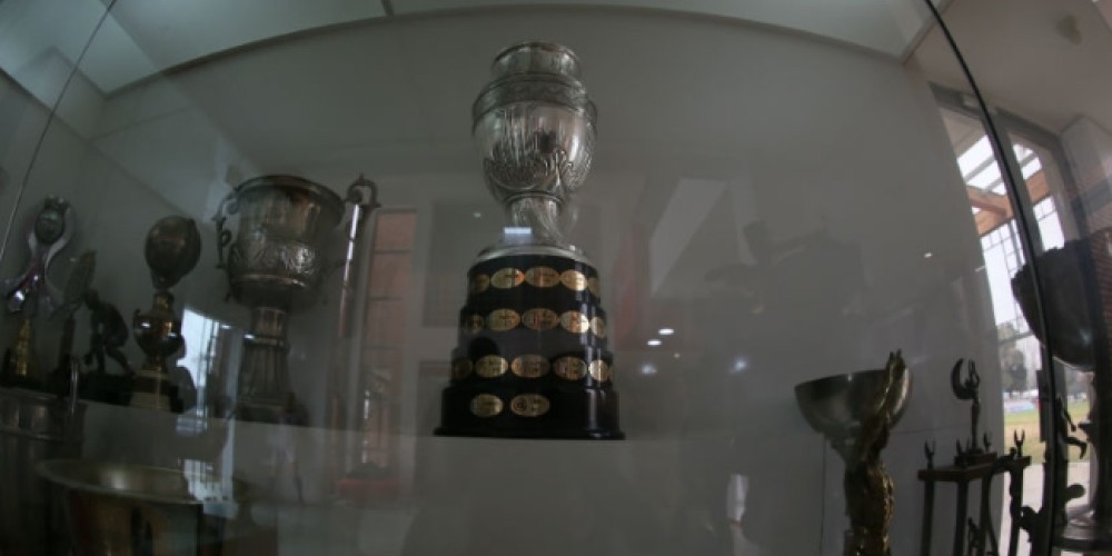 El trofeo de la Copa América recorrerá Chile para que lo vean los fanáticos