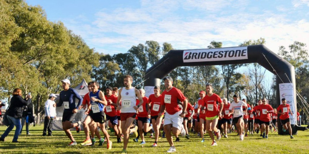 Más de 300 personas, "correcaminaron" con Bridgestone