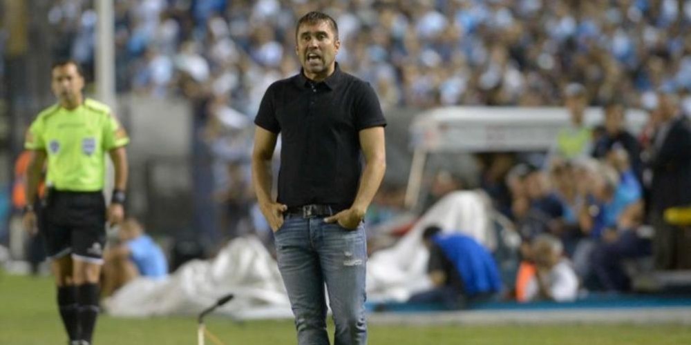 Las condiciones que Coudet le exige a Racing para seguir como DT