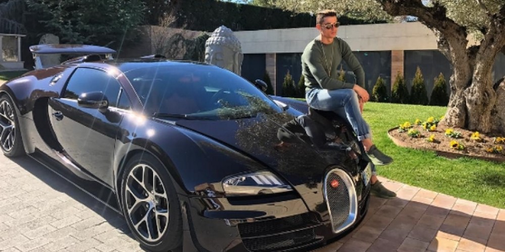 Cristiano Ronaldo presentó su nuevo modelo del auto más rápido del mundo