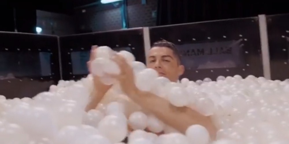 Cristiano Ronaldo presentó el backstage de su última campaña comercial en Instagram