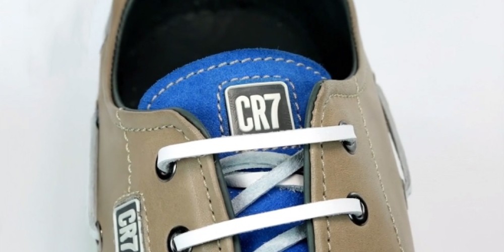 Cristiano Ronaldo continúa expandiéndose y lanza su línea de calzado