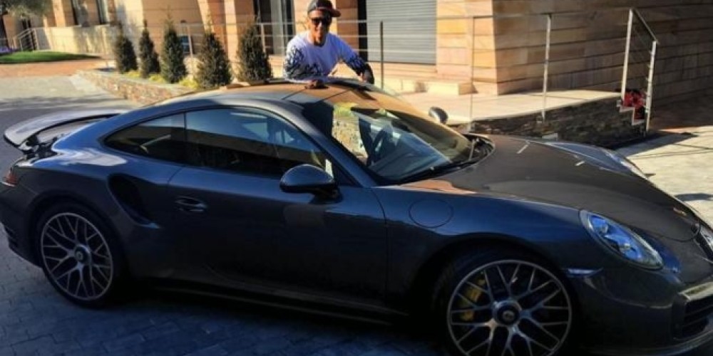 Sin Balón de Oro, Cristiano Ronaldo se compró un lujoso auto de más de 200 mil euros
