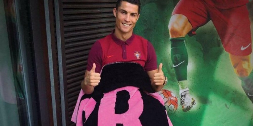 Cristiano Ronaldo present&oacute; su l&iacute;nea de frazadas