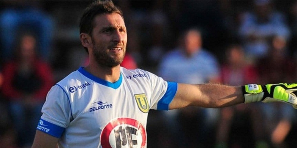 El retiro del último jugador que compartió equipo con Maradona