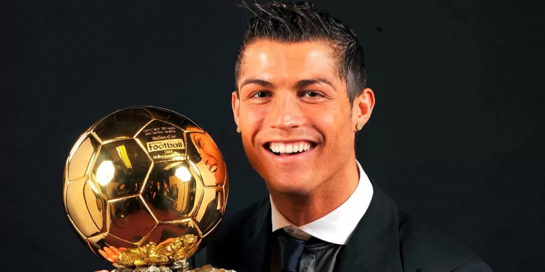 Cristiano Ronaldo fue elegido como el mejor futbolista de todos los tiempos