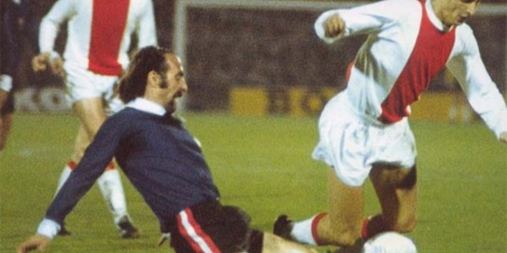 El día que Johan Cruyff jugó en la Doble Visera de Independiente