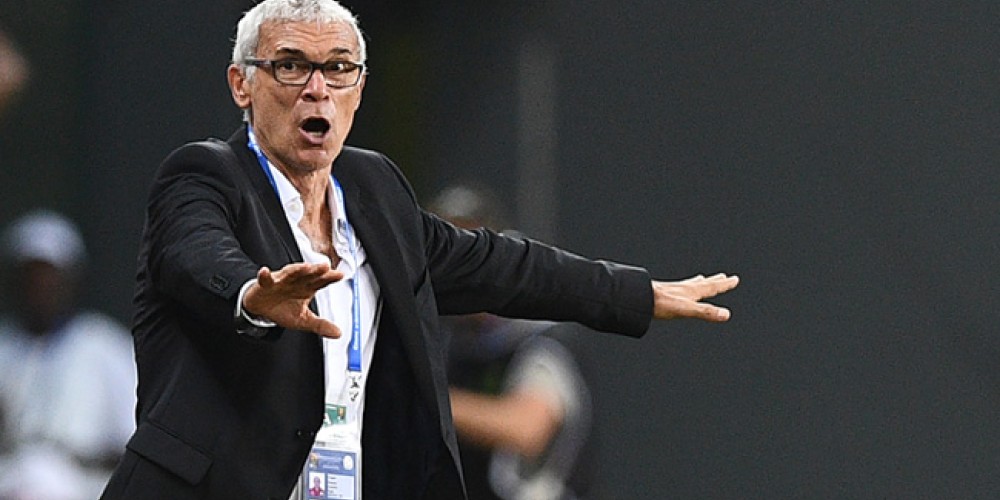 Héctor Cúper, en 24 años de carrera, ¿cuántas finales perdió?