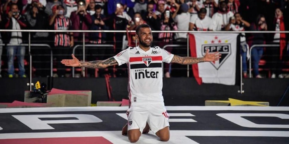 Efecto coronavirus: Sao Paulo inmerso en una crisis económica no le puede pagar el sueldo a Dani Alves