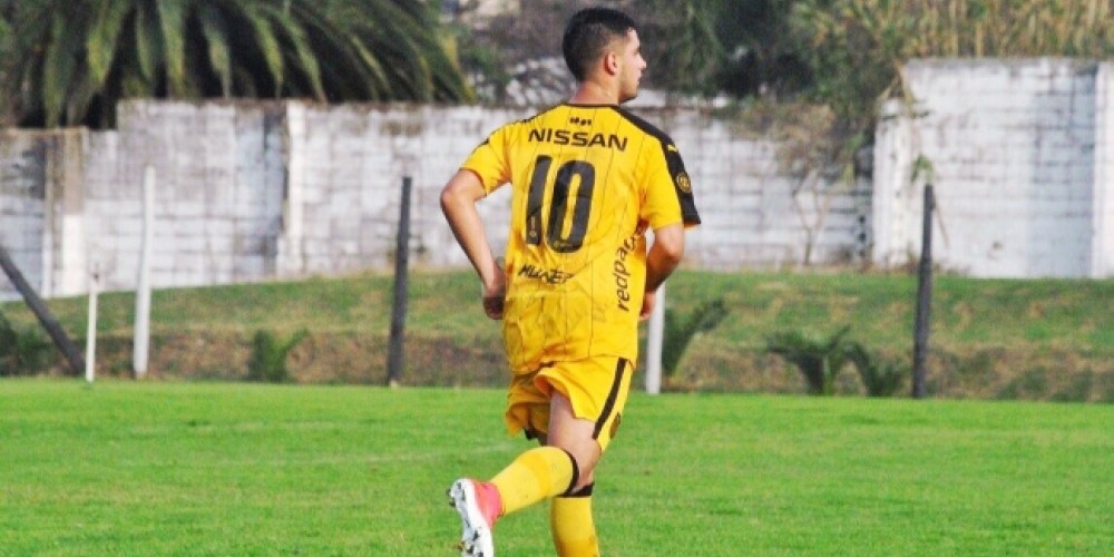 &iquest;Qui&eacute;n es Agust&iacute;n D&aacute;vila? El nieto de un campe&oacute;n mundial, goleador de la Sub 18 uruguaya