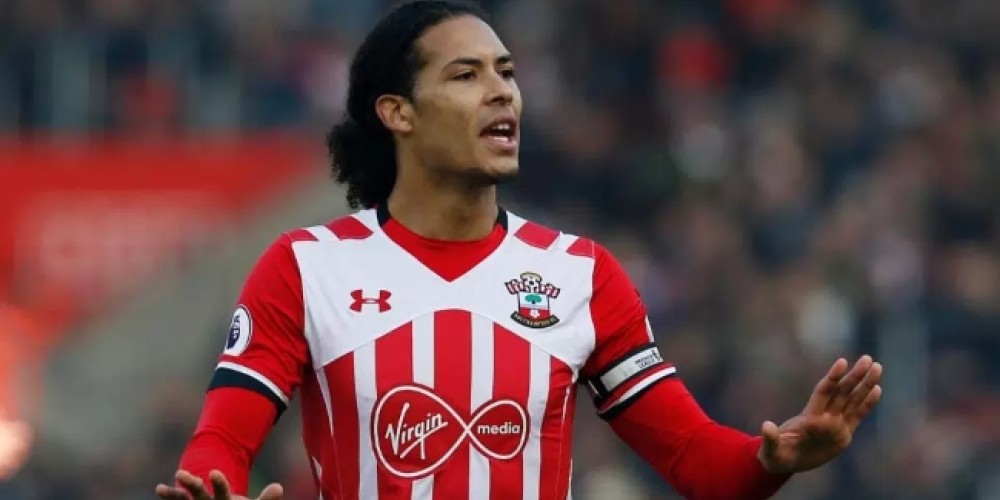 El Liverpool convirtió al holandés Van Dijk en el defensor más caro de la historia