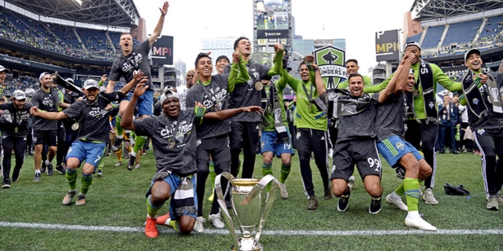 El gobierno de Trump debi&oacute; salir a ayudar econ&oacute;micamente al deporte de Estados Unidos