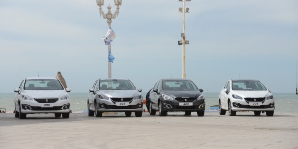 24 veh&iacute;culos Peugeot 308 y 408 fueron donados a escuelas t&eacute;cnicas de todo el pa&iacute;s