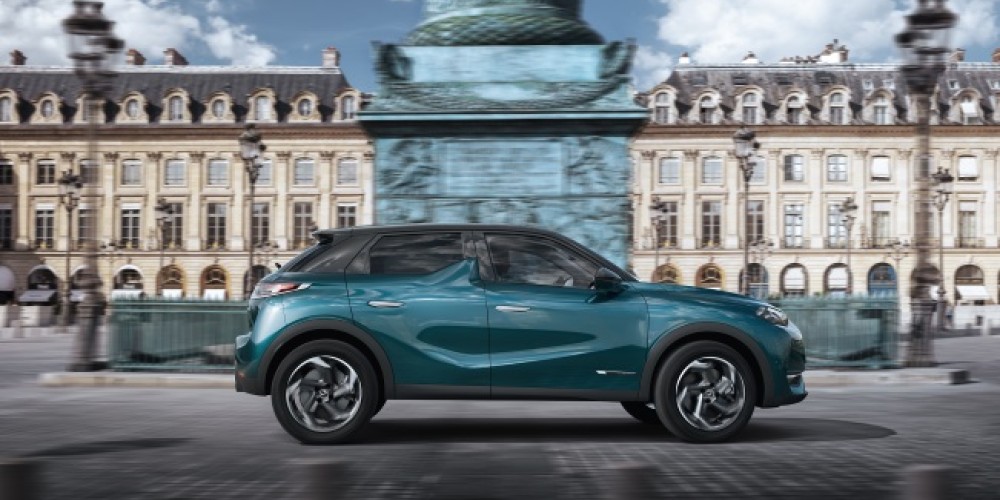 DS 3 CROSSBACK: &Iacute;cono del estilo high-tech