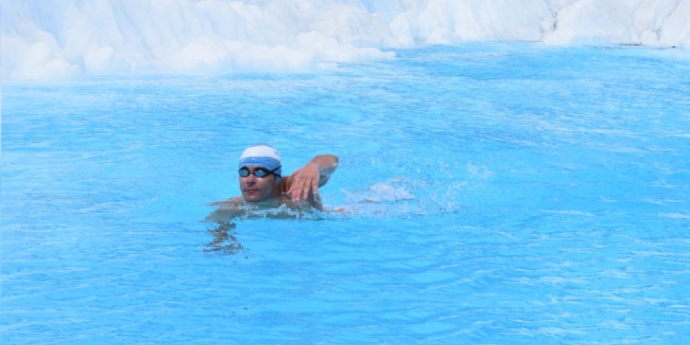 Bajo cero, ¿un argentino nadando en Siberia?