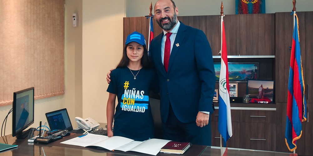 Cerro Porteño presentó a una niña de 14 años como su nueva Presidenta en el marco de una interesante campaña