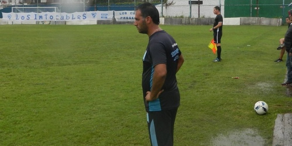 Cubrió a Huracán como periodista deportivo y ahora lo enfrenta como DT en la Copa TOTAL Argentina
