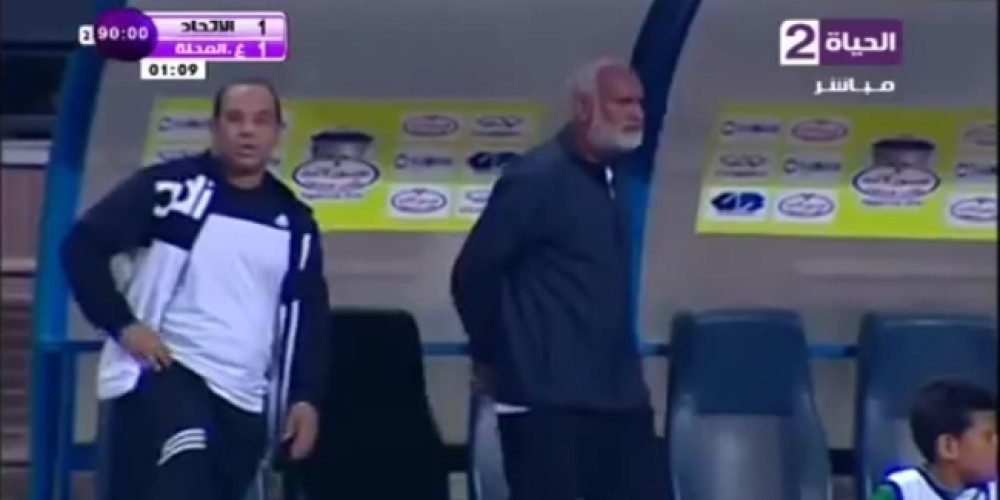 En mitad del partido se enoj&oacute; por errar un penal y se fue de la cancha