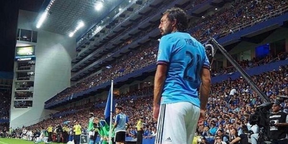 Emelec reinaugur&oacute; su estadio con el New York City de Pirlo