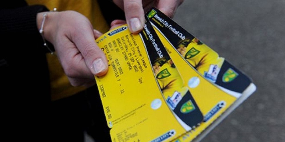 ¿Cuántas entradas debería vender cada equipo para cubrir lo invertido en refuerzos?