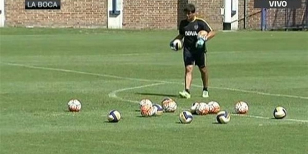 Boca Juniors practicó con pelotas de vóley para simular la altura de La Paz