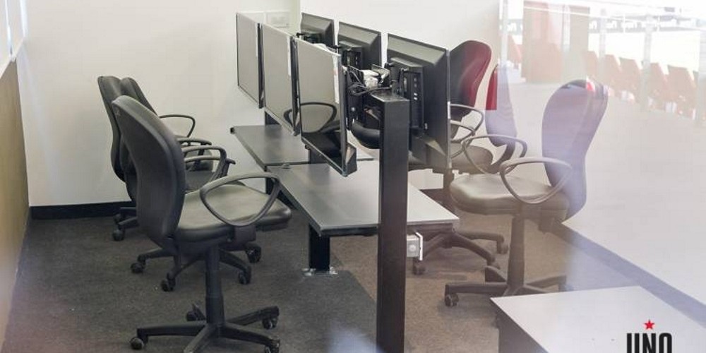 Estudiantes de La Plata inaugura su propio espacio para eSports en UNO