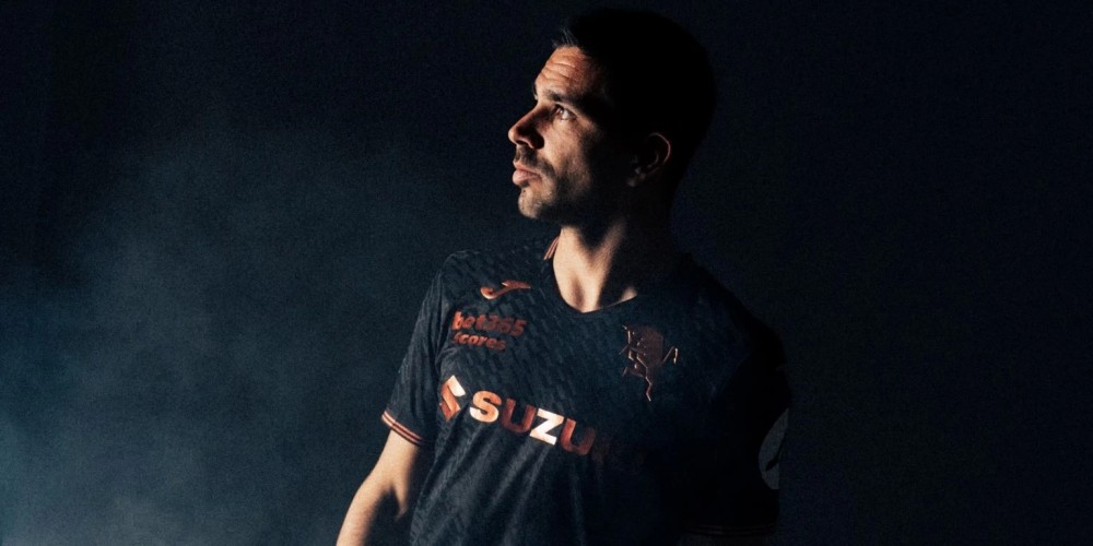 La Eterna Amistad de River y Torino sigue creciendo: la nueva camiseta homenaje del club italiano