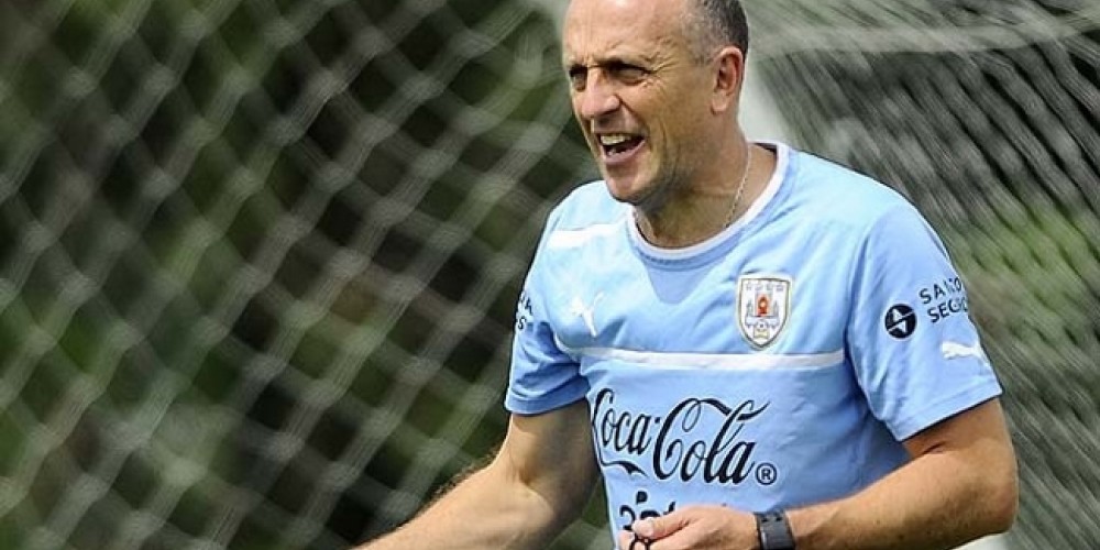 Jugadores uruguayos reciben el video análisis por WhatsApp