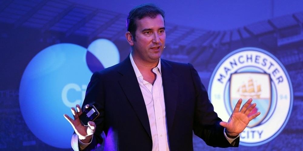 Ferrán Soriano, la persona que buscará convencer a Messi de pasar al Manchester City