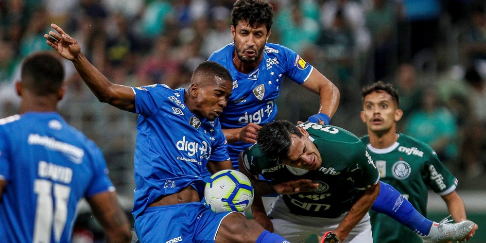 En Brasil regalan autos para aumentar el p&uacute;blico en los estadios de f&uacute;tbol 