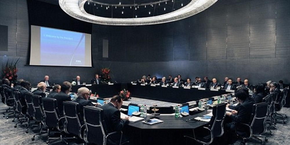 Insólito: los cambios en las reglas del fútbol que propondría el International Board para el 2018