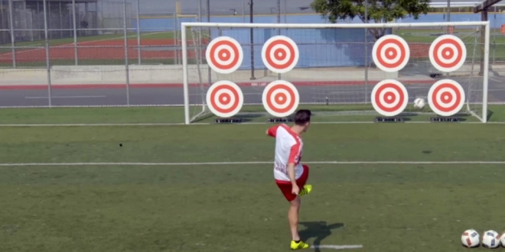 Seis jugadores probaron el FIFA17 con sus habilidades en la vida real