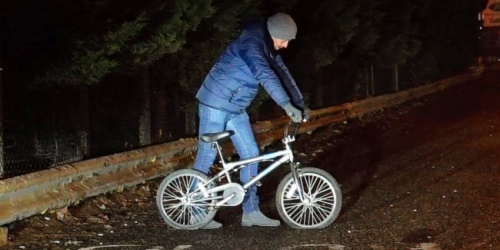 Ford muestra la evoluci&oacute;n de las luces de sus veh&iacute;culos a trav&eacute;s del tiempo 