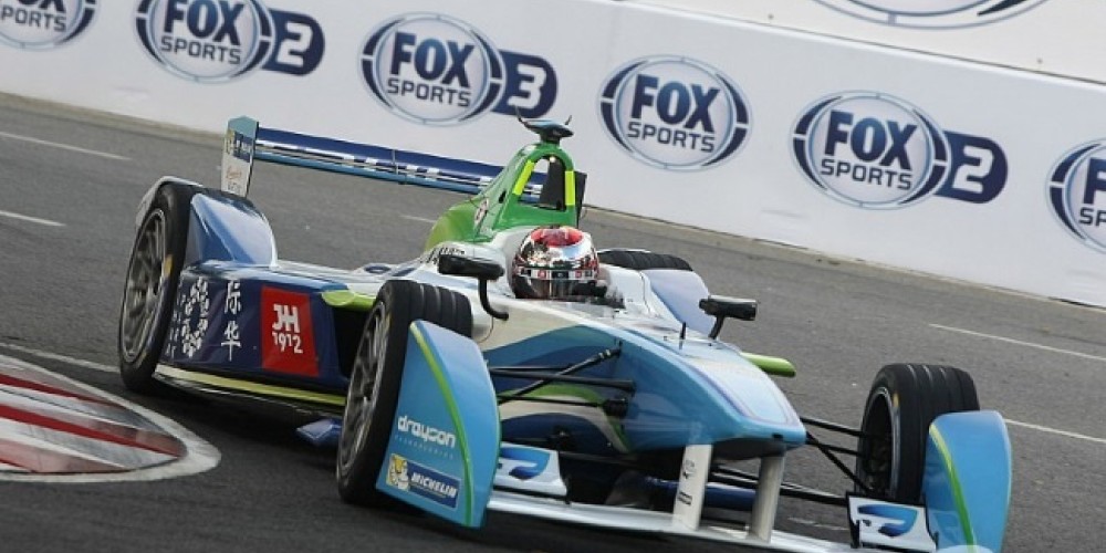 La F&oacute;rmula E se asocia con Facebook