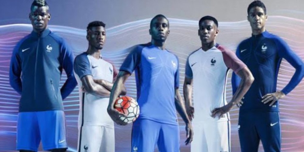 Francia reveló sus dos camisetas para la EURO