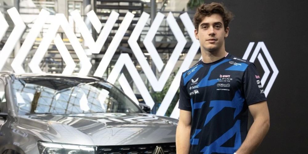 Franco Colapinto visit&oacute; las oficinas de Renault Argentina para despedir el a&ntilde;o